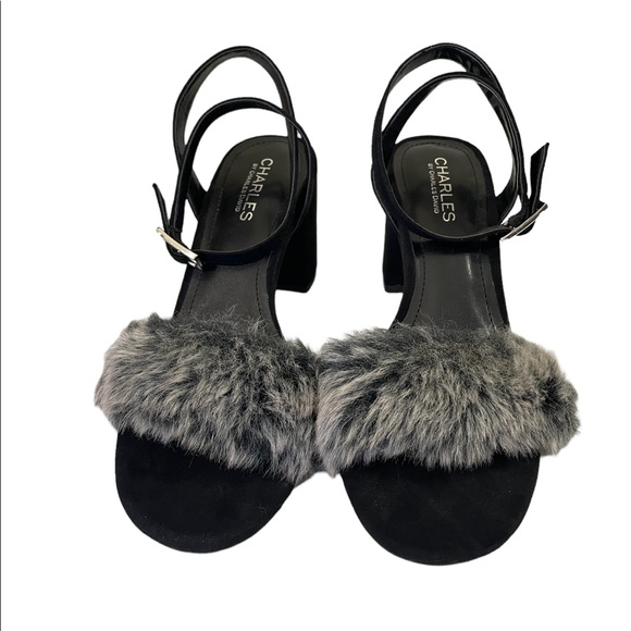 NWOB Charles by Charles David “Kandy” Faux Fur Block Heel Strap Sandal Size 7.5 - Picture 3 of 10